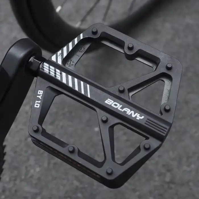 Pédales de vélo en nylon anti-aldes