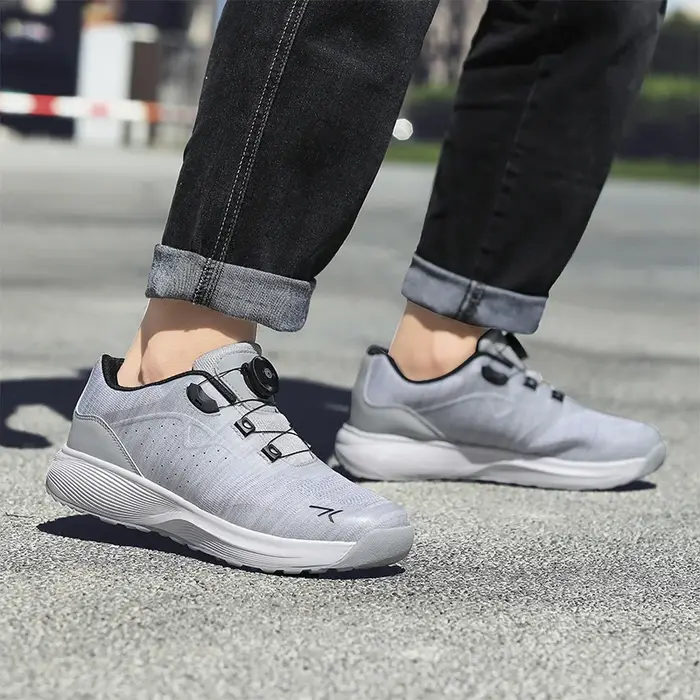 Chaussures de cyclisme VTT pour homme en cuir avec fermeture à crochets et semelle en caoutchouc pour pédales SPD sport et montagne