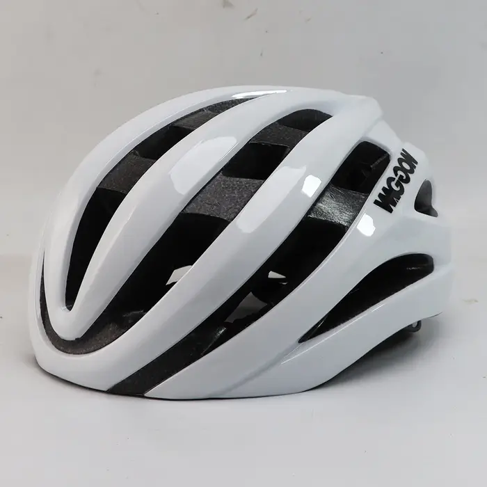 Casque de cyclisme Ventilation d'air casquettes de vélo ultralégères Protection de sécurité hommes femmes