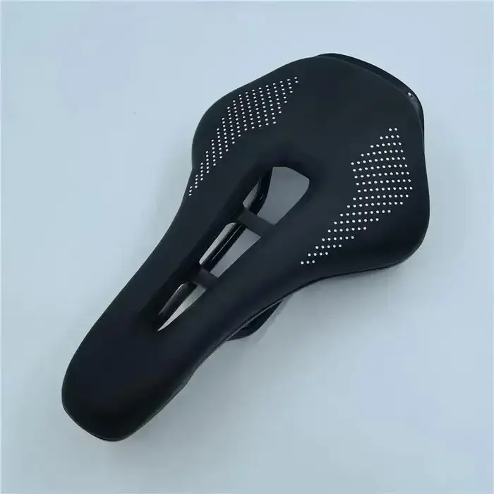 Selle de vélo de route en PU, ultralégère, creuse, imperméable, ergonomique, pour l'entraînement et l'exercice à vélo.