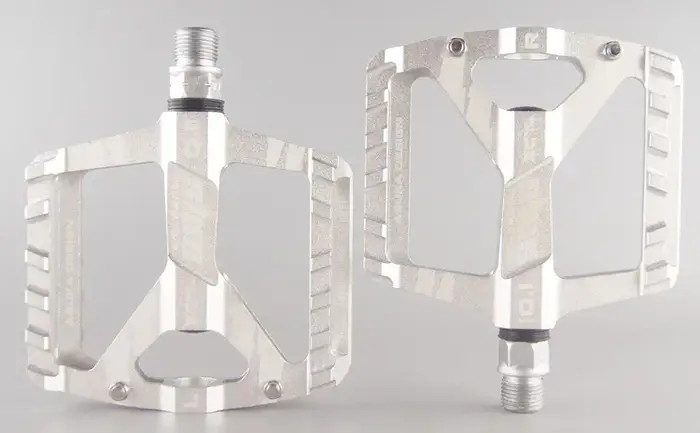 Pédales de vélo SMS avec roulements scellés