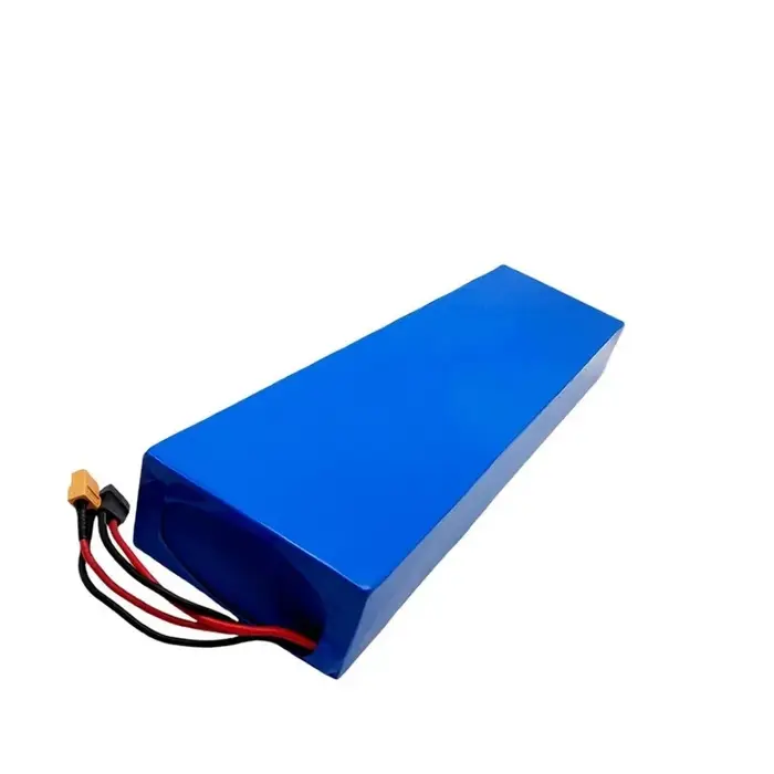 Batterie de remplacement Li-ion 48V 15Ah 15000mAh 13S4P 18650 avec BMS intégré pour scooter Kugoo M4 Pro MaxSpeed.