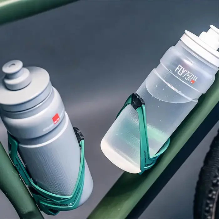 Bouteille d'eau de cyclisme Elite 550ml 750ml