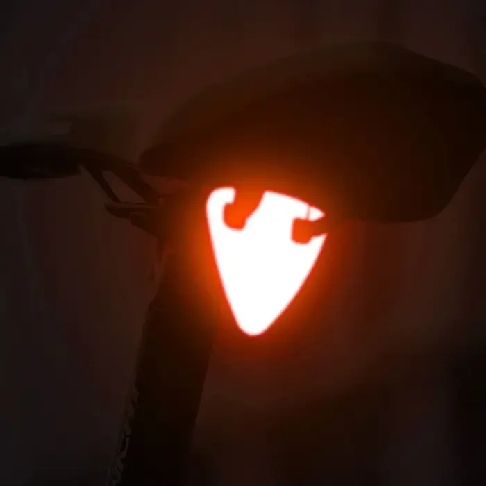 Nouveau réflecteur de vélo de route