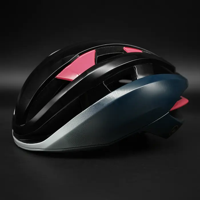 Nouveau casque de cyclisme pour hommes et femmes, léger, moulé intégralement, pour activités de plei