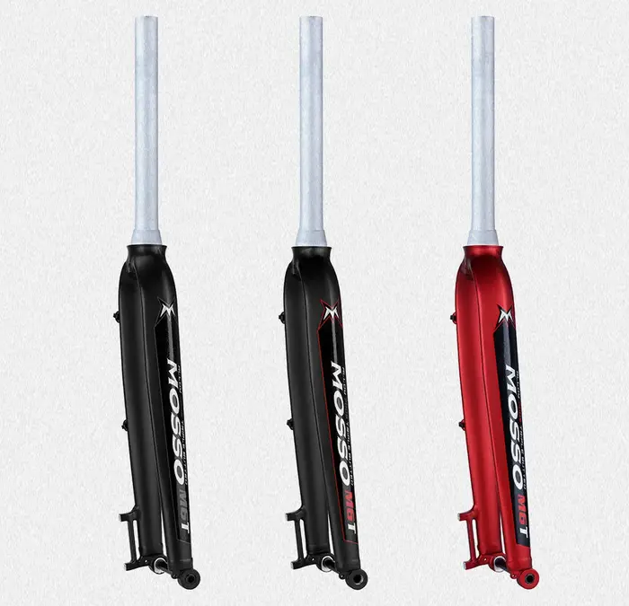 Fourche avant de vélo de montagne en fibre de carbone