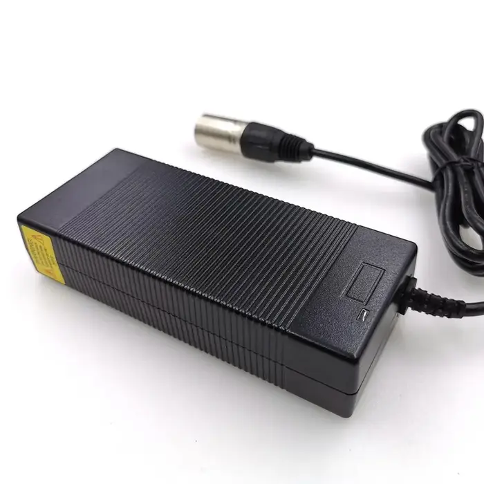 Chargeur de batterie au lithium pour vélo électrique 42V 2A