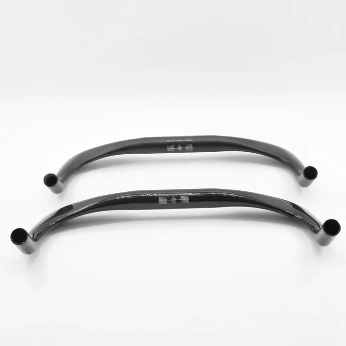 Nouveau guidon de vélo de route en carbone 3K