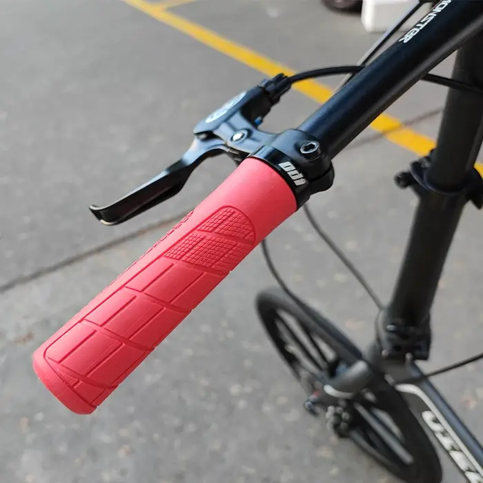 Poignées de guidon de vélo ODI