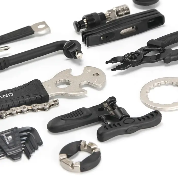 Kit d'outils multifonctions de réparation de vélo 18 en 1