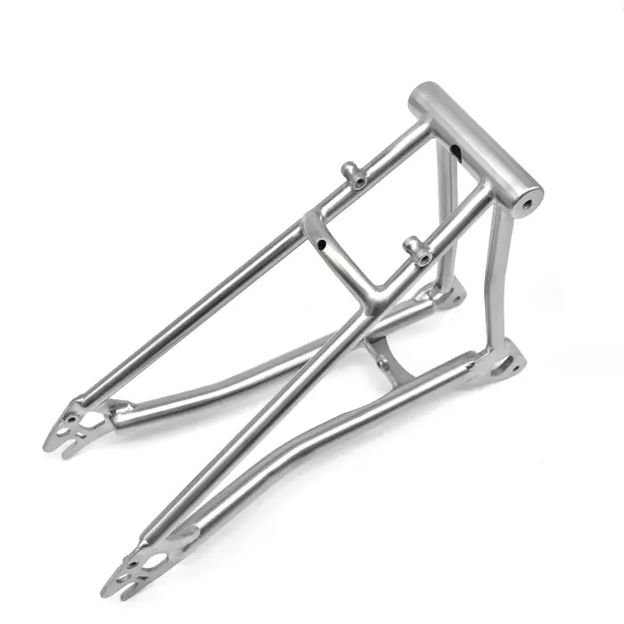Triangle arrière de vélo en titane pour P Line