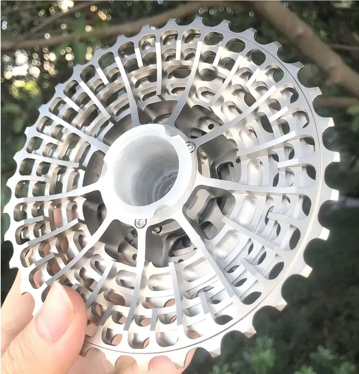 Pignon de vélo de route ultraléger