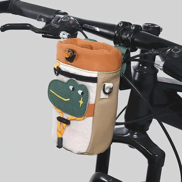 Panier avant de vélo mignon de style dessin animé