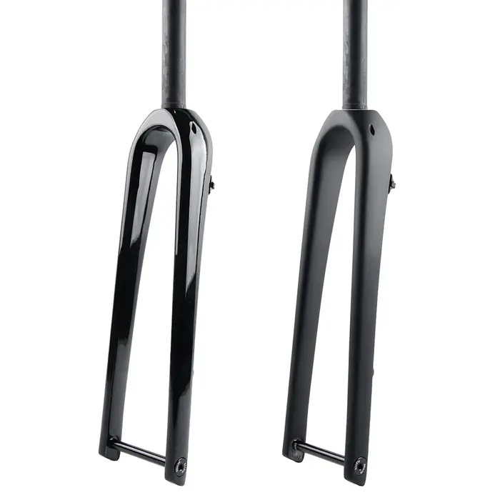 Fourche de vélo de route en fibre de carbone UD T800 pour vélo de gravier cyclocross 700c avec frein à disque et essieu traversant