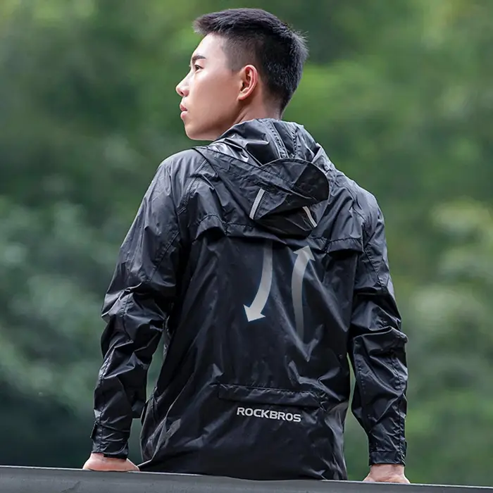 Manteau de pluie à capuche de cyclisme
