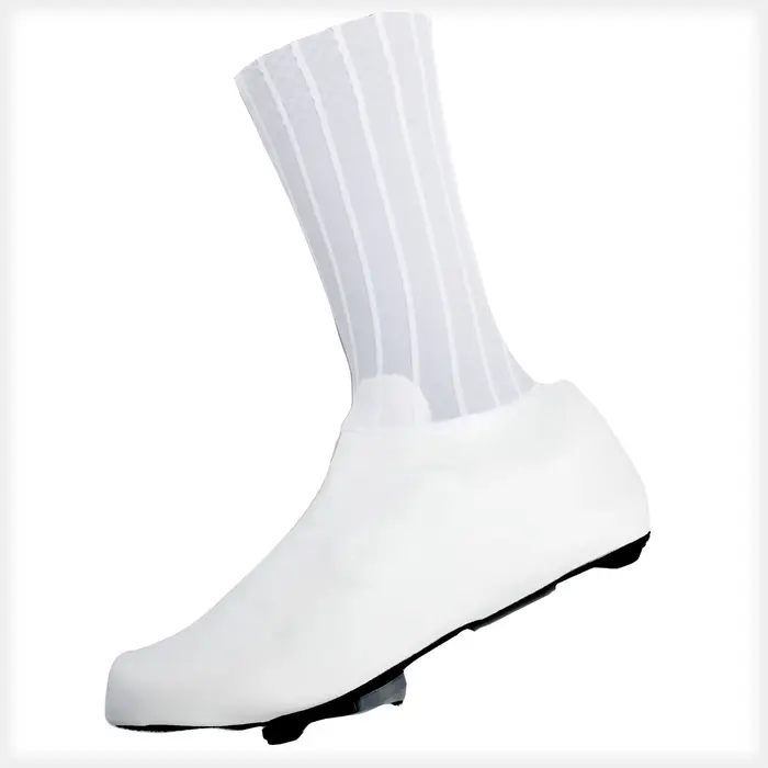 Couvre-chaussures aérodynamiques pour le cyclisme