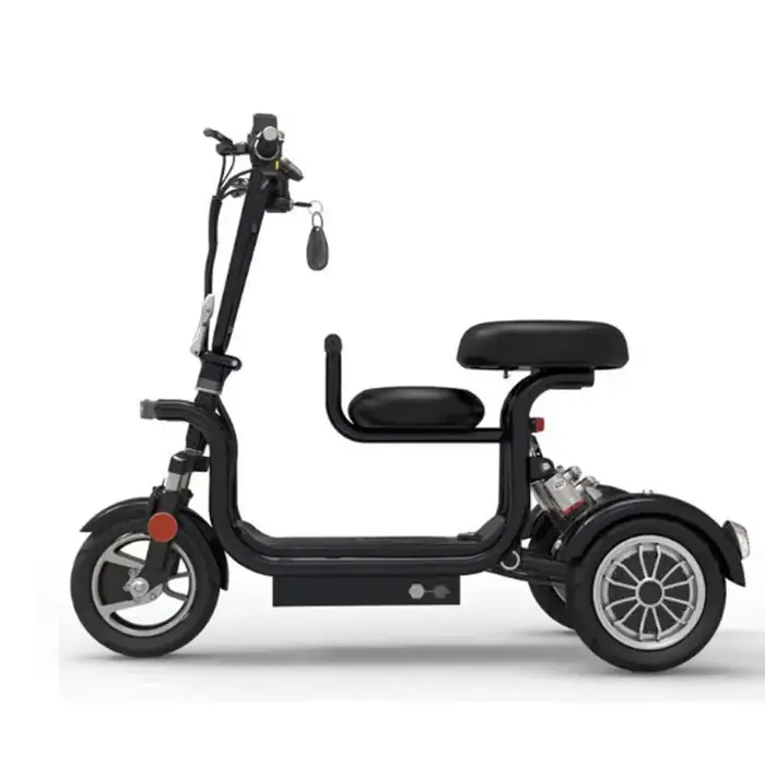 Trottinette électrique à trois roues pour adultes