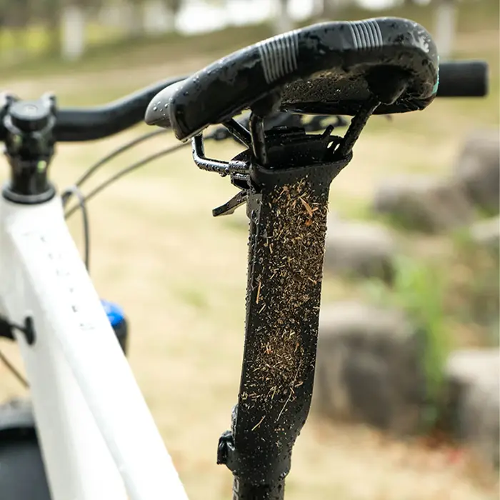 Garde-boue pour tige de selle de vélo