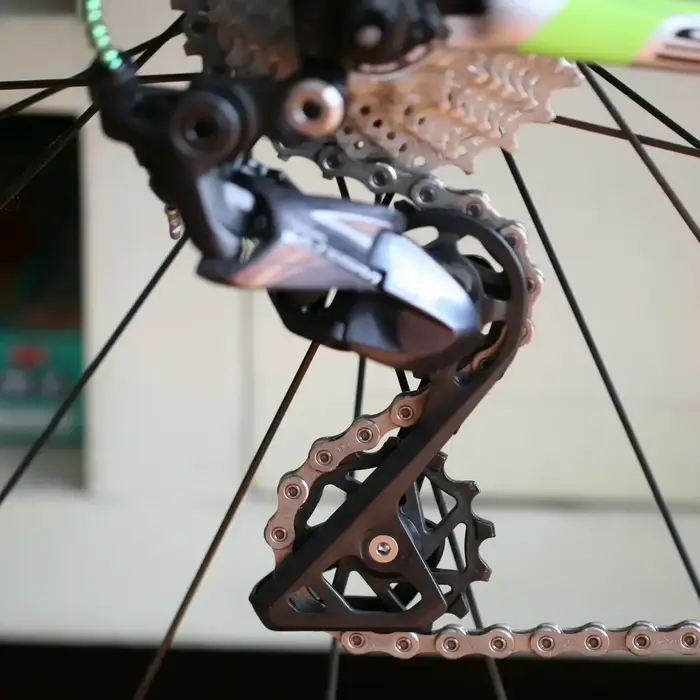 Dérailleur arrière de vélo à roulement en céramique
