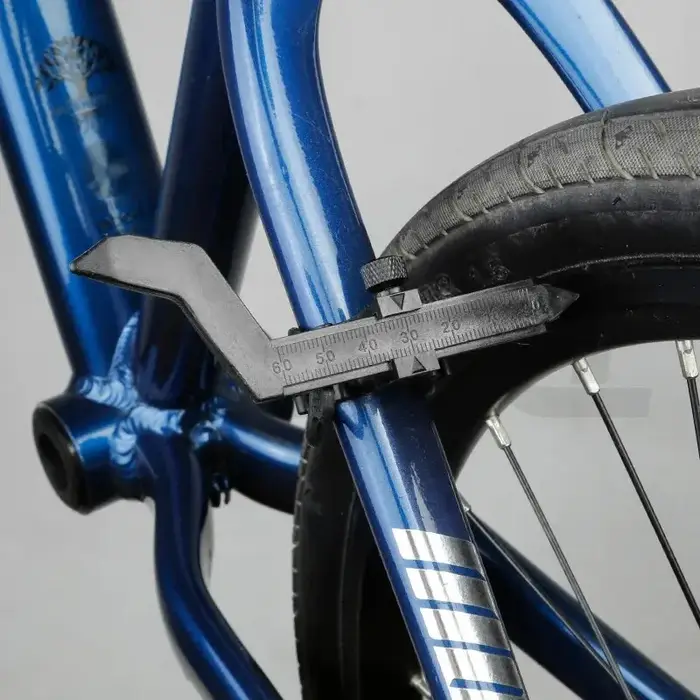 Mini support de réglage de roue de vélo