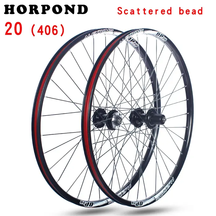 Jeu de roues de vélo de montagne