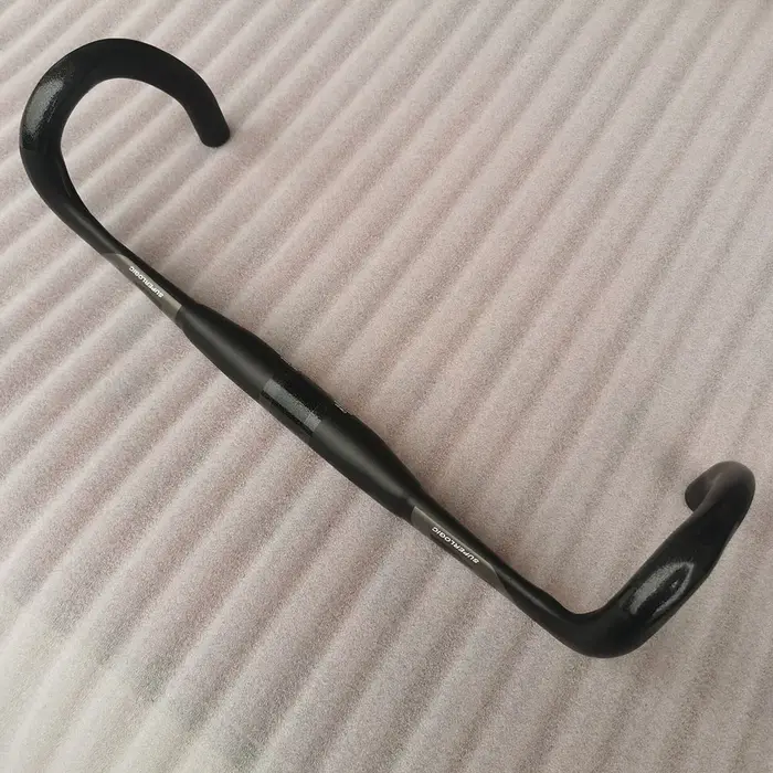 Guidon de vélo de route en carbone T800