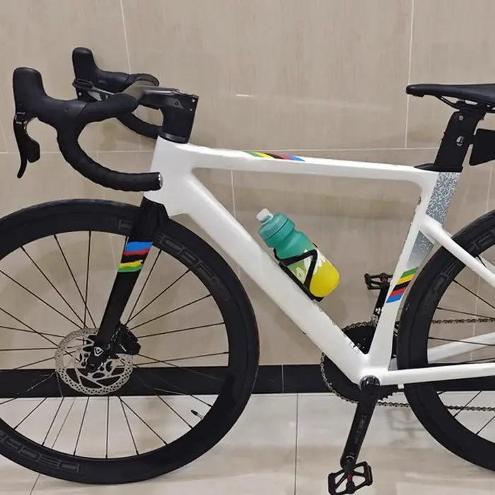 2 autocollants de vélo personnalisés créatifs avec graffiti arc-en-ciel