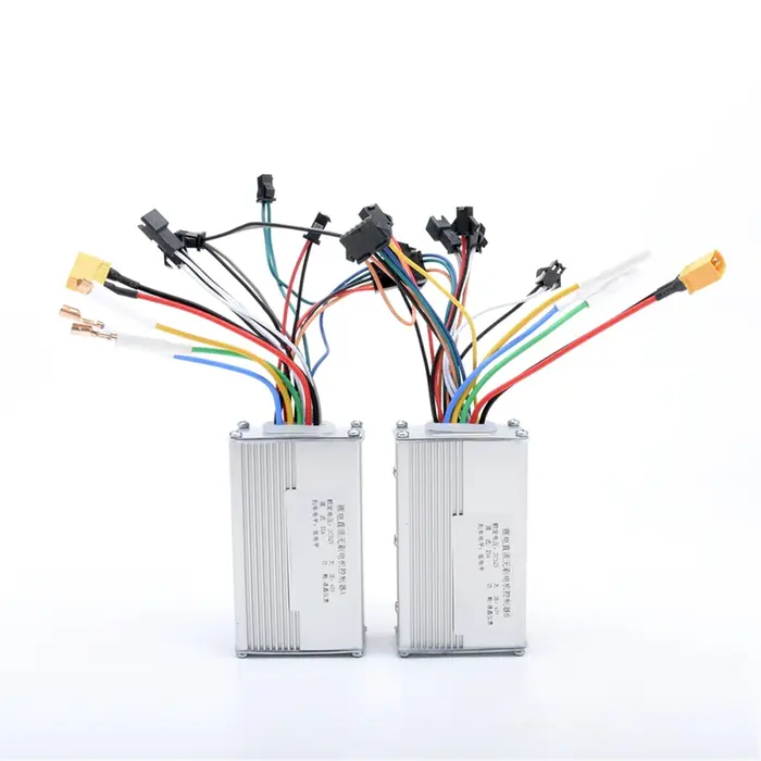 Supernew 52V 25A 1200W JP moteur à courant continu sans brosse contrôleur de vélo de Scooter électrique A + B