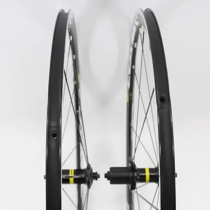 Flambant neuf 30.5mm 700C course vélo de route en alliage d'aluminium