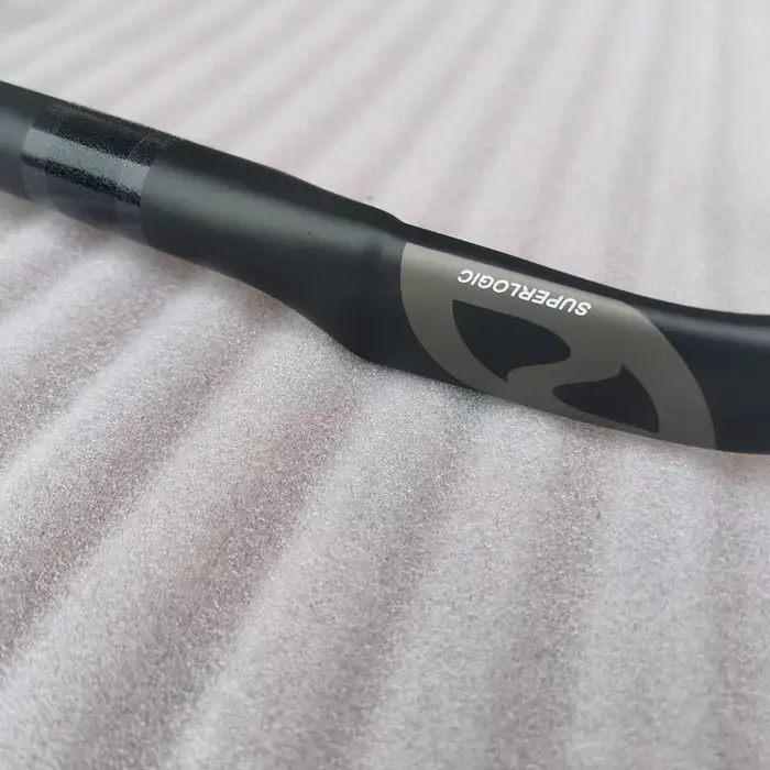 Guidon de vélo de route en carbone T800