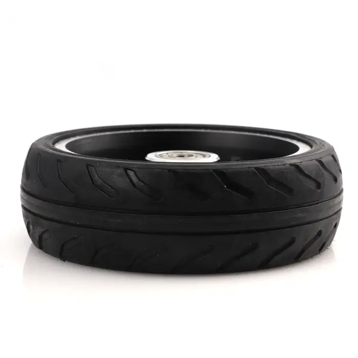 Solide de haute qualité roues de 5 pouces Rapide roue F0,jackhot,Nes en fibre de carbone scooter pneu solide avec jante en alliage