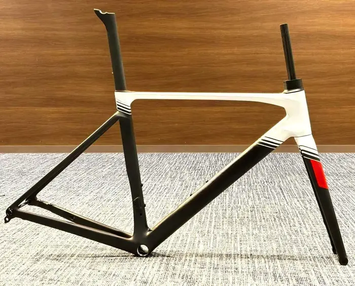 Nouveau cadre de vélo de route en carbone 2026 v5rs