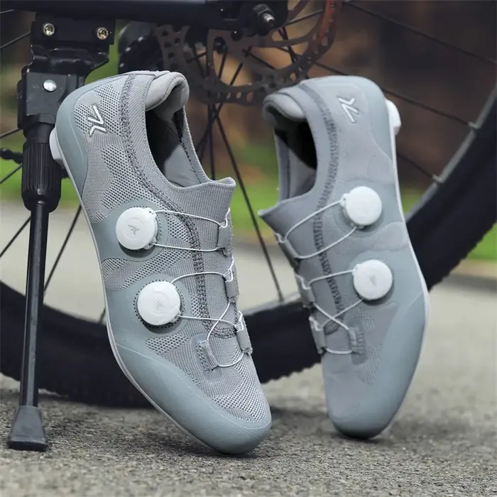 Chaussures de vélo de route pour hommes