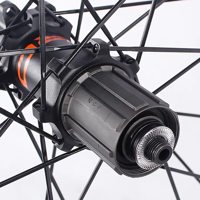 Jeu de roues de vélo de route XERO 700C