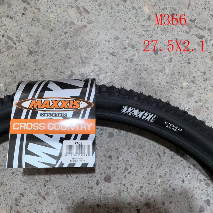 2 pneus de vélo MAXXIS 26