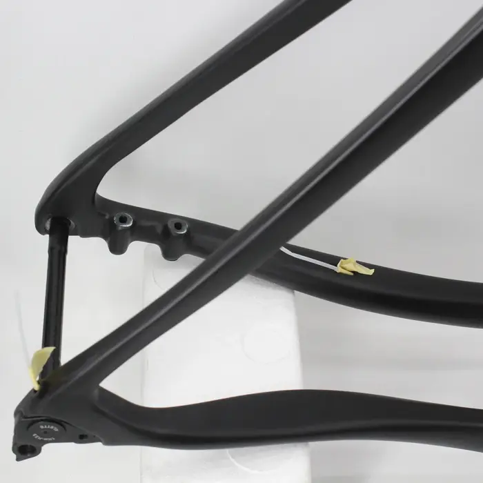 700c Cyclocross voyage gravier vélo de route mat UD