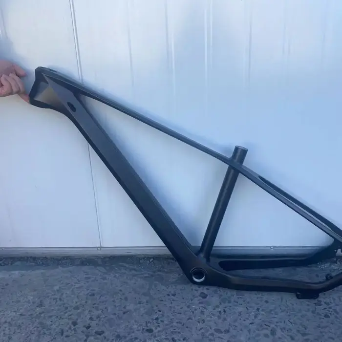 Cadre de vélo VTT en alliage d'aluminium brillant pour roue 27.5 pouces robuste et léger pour vélo de montagne route ou enfant
