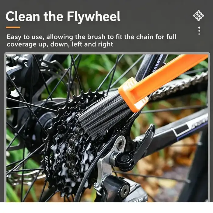 Brosse de nettoyage de chaîne de vélo à double tête, nettoyeur de chaîne de vélo multifonction, brosse de nettoyage de chaîne portable pour moto et vélo
