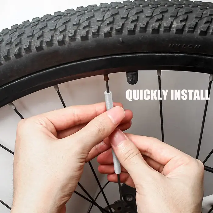 Réflecteurs de rayons de vélo en plastique réfléchissant pour vélos de montagne et de route haute visibilité en Indigo Argent ou Rouge