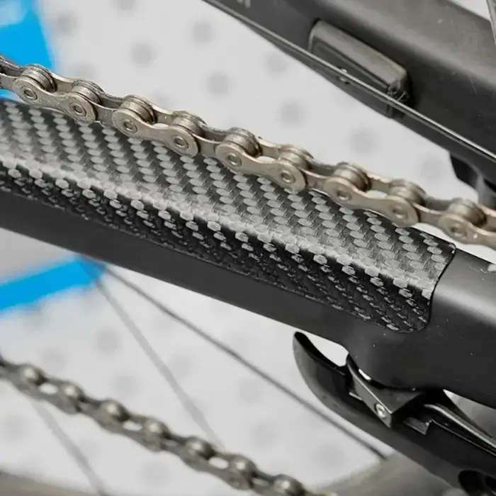 Protecteur de chaîne de vélo noir