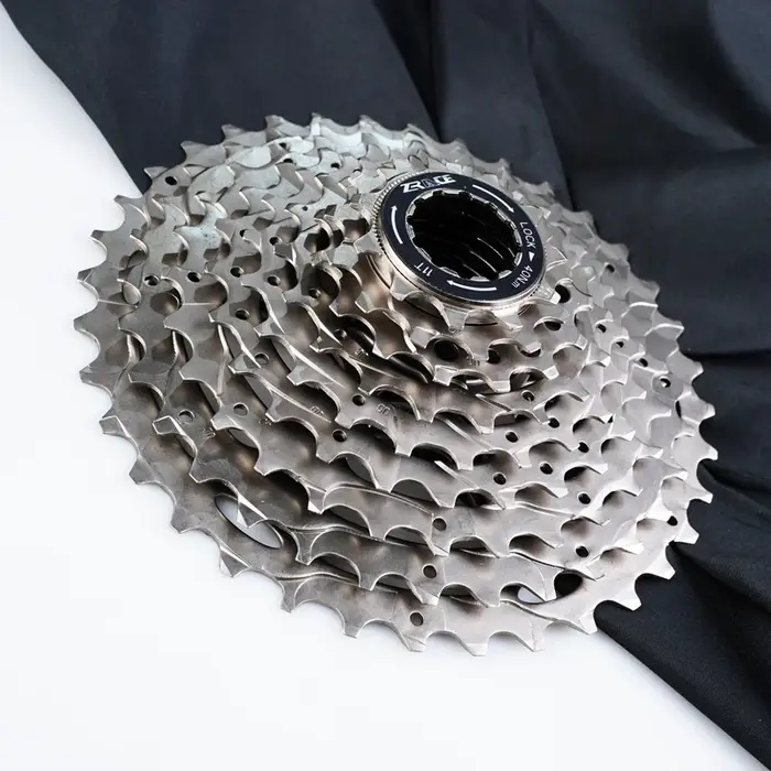 ZRACE Cassette de vélo 8 vitesses/9 vitesses roue libre