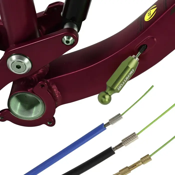 AKANTOR – outil de routage de câble interne de vélo