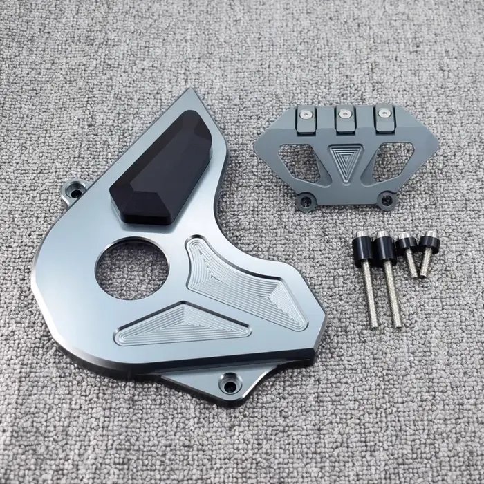 Couvercle de protection pour boîte de chaîne avant