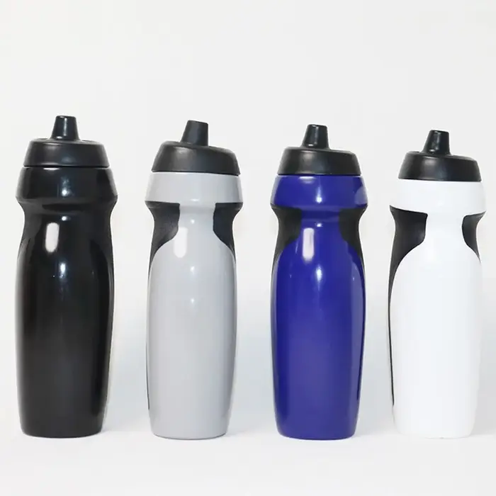 Bouteille d'eau de vélo légère 0,6L en plastique sans BPA haute performance pour VTT et vélo de route avec bouchon auto-scellant anti-fuite