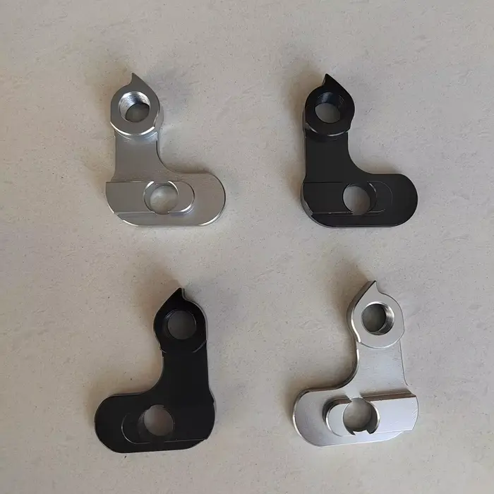 Cintre de dérailleur arrière