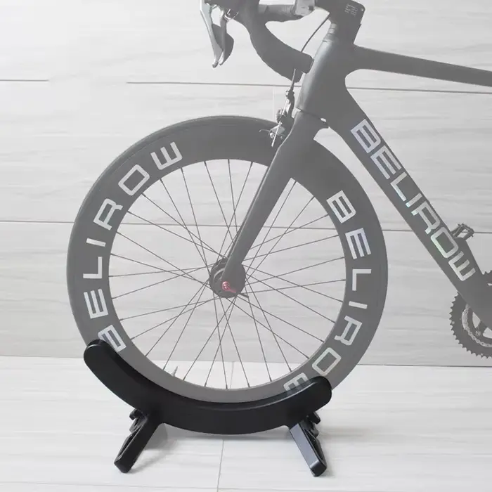 Support de rangement réglable pour vélos