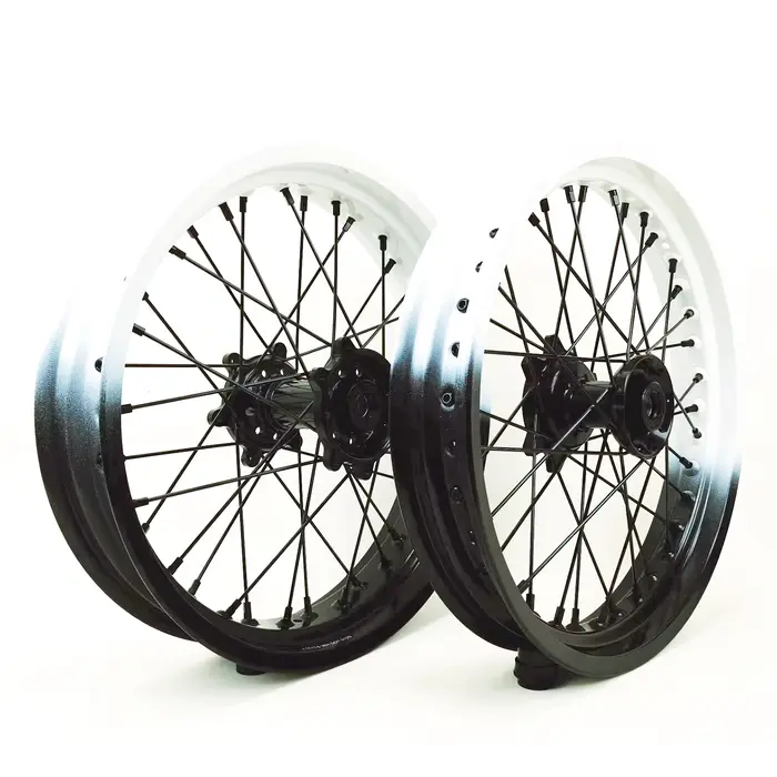 Moto électrique tout-terrain Ultra bee Mod 17“ Supermoto