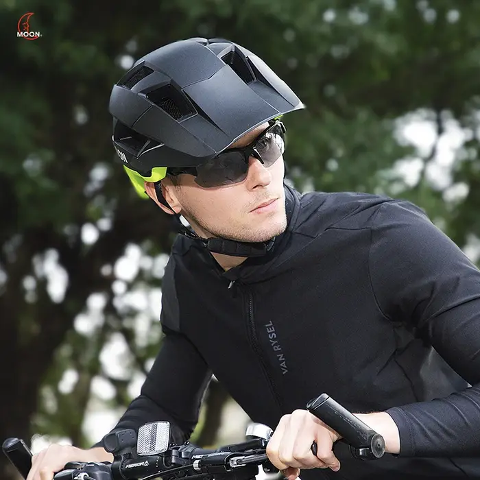 Casque de vélo de montagne pour hommes et femmes