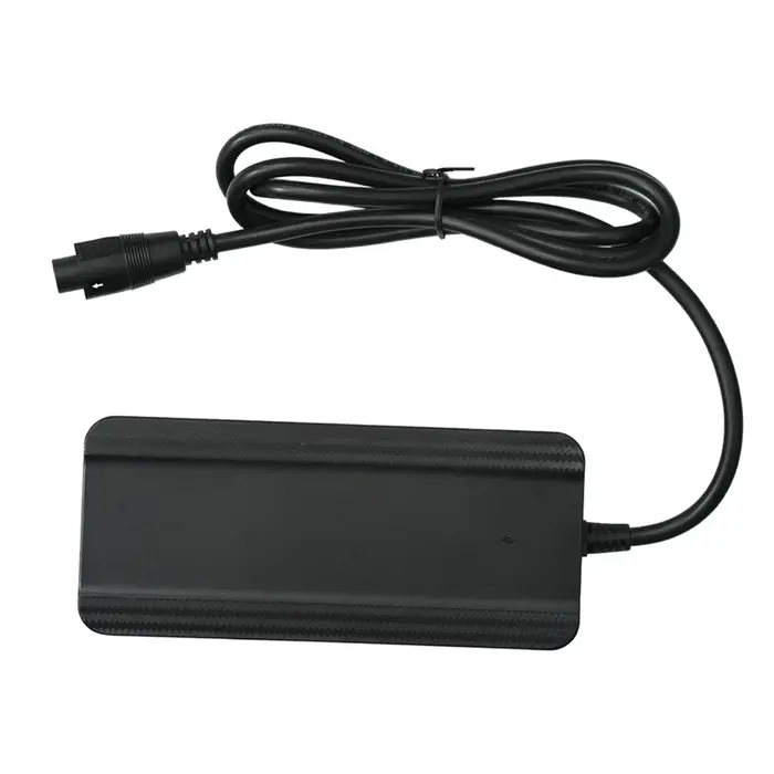 Chargeur 42V 2A 85W 5 broches rond pour batteries 36V de Fischer