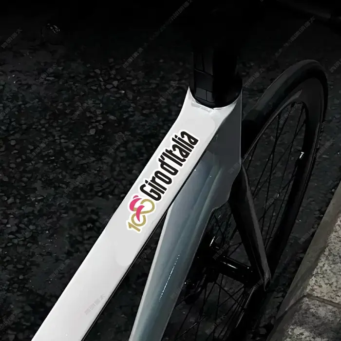 Autocollant décoratif long pour cadre de vélo de montagne